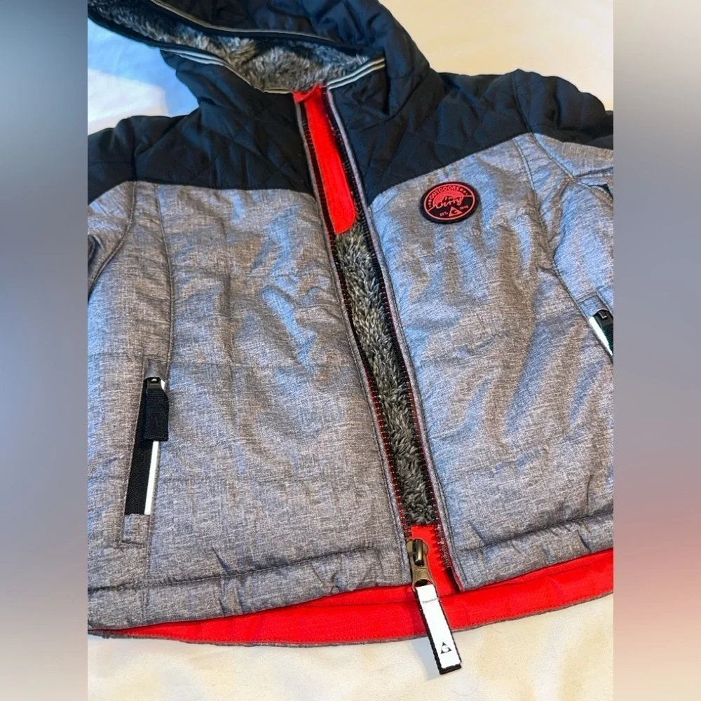 Gerry Black and Gray Jacket